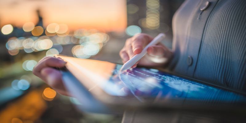 A/B testing en atención: probar mensajes, flujos y horarios