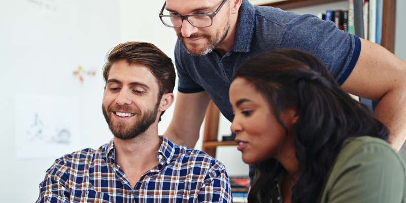 Bots conversacionales para marketing: qué son, cómo usarlos y ejemplos reales