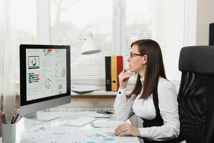 Reporte de HSM en WhatsApp: optimiza plantillas y evita caídas de calidad